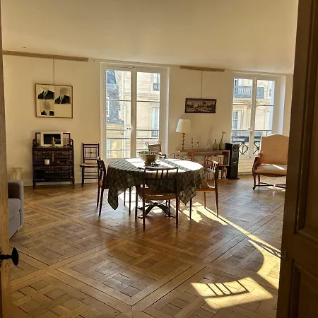 Bed & Breakfast 100m2 Flat D'artiste Paris