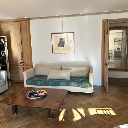 100m2 Flat D'artiste Paris